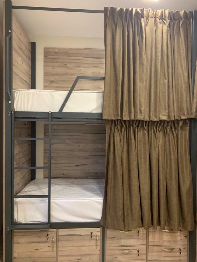 Street51 Hostel Ереван Екстериор снимка