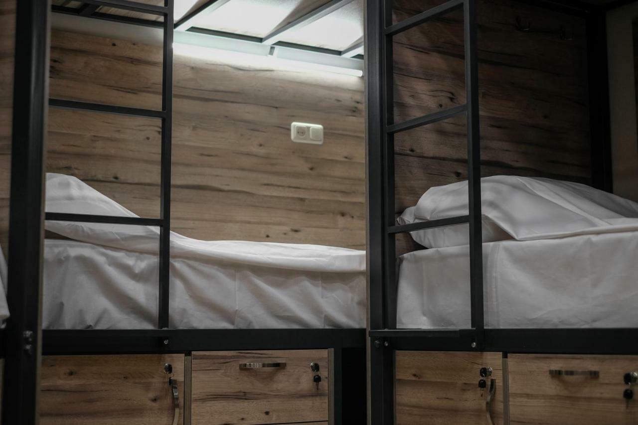 Street51 Hostel Ереван Екстериор снимка